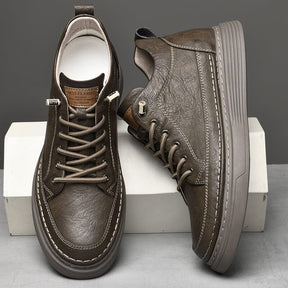 Sapatos de Couro com Aumento de Altura